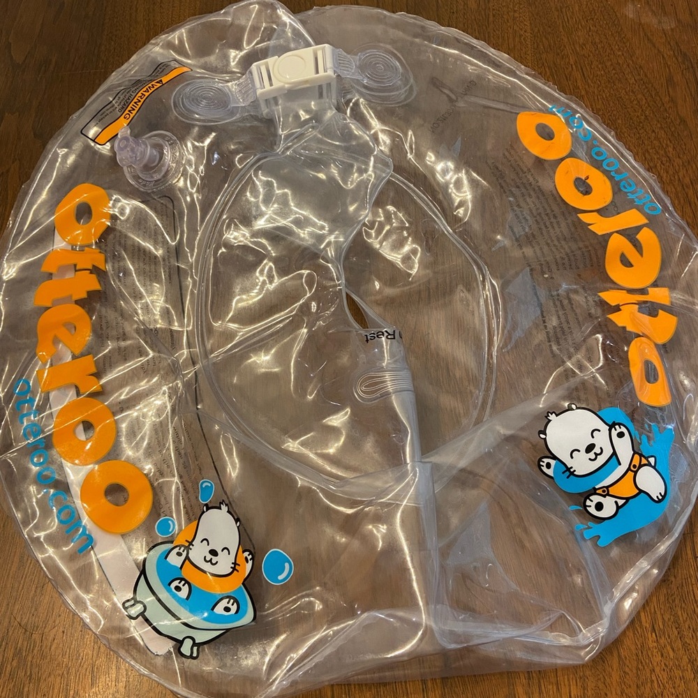 Otteroo Bath Toy